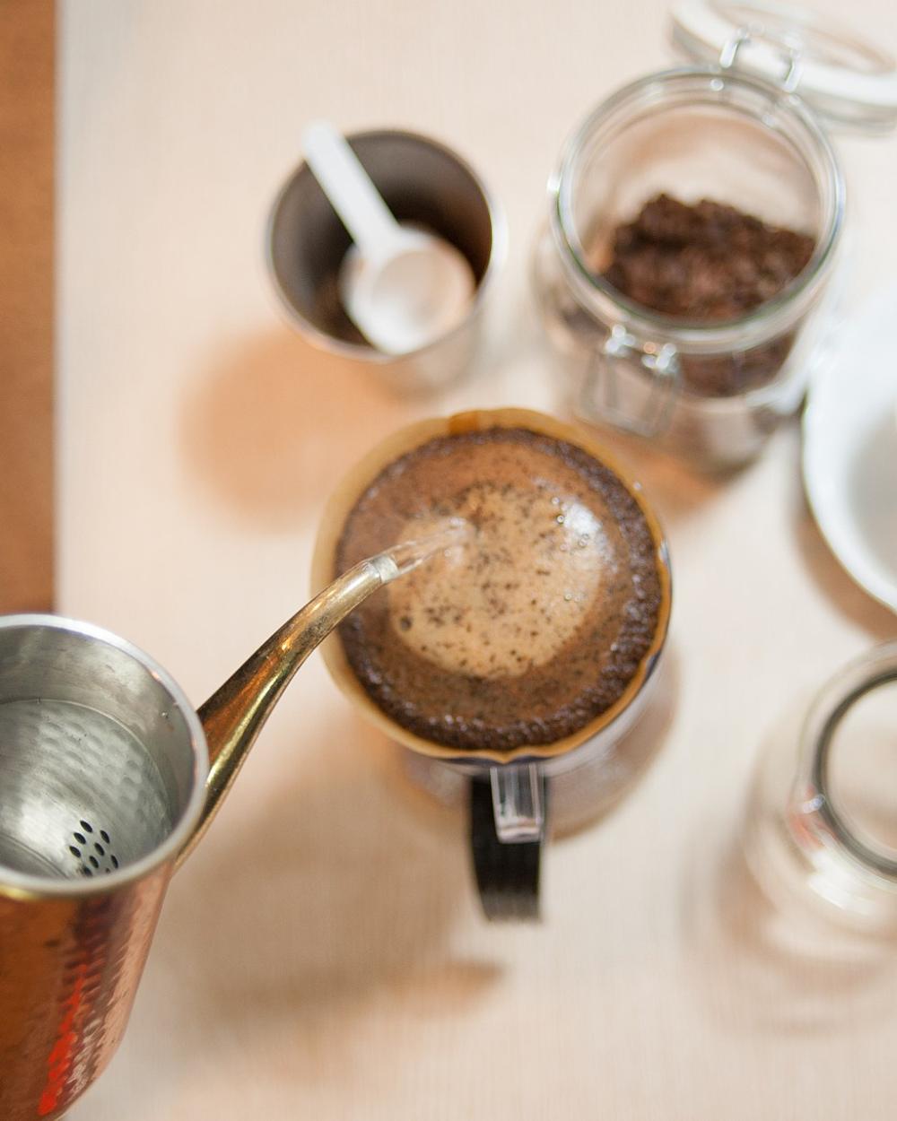 V60 kuhalo, keramika
